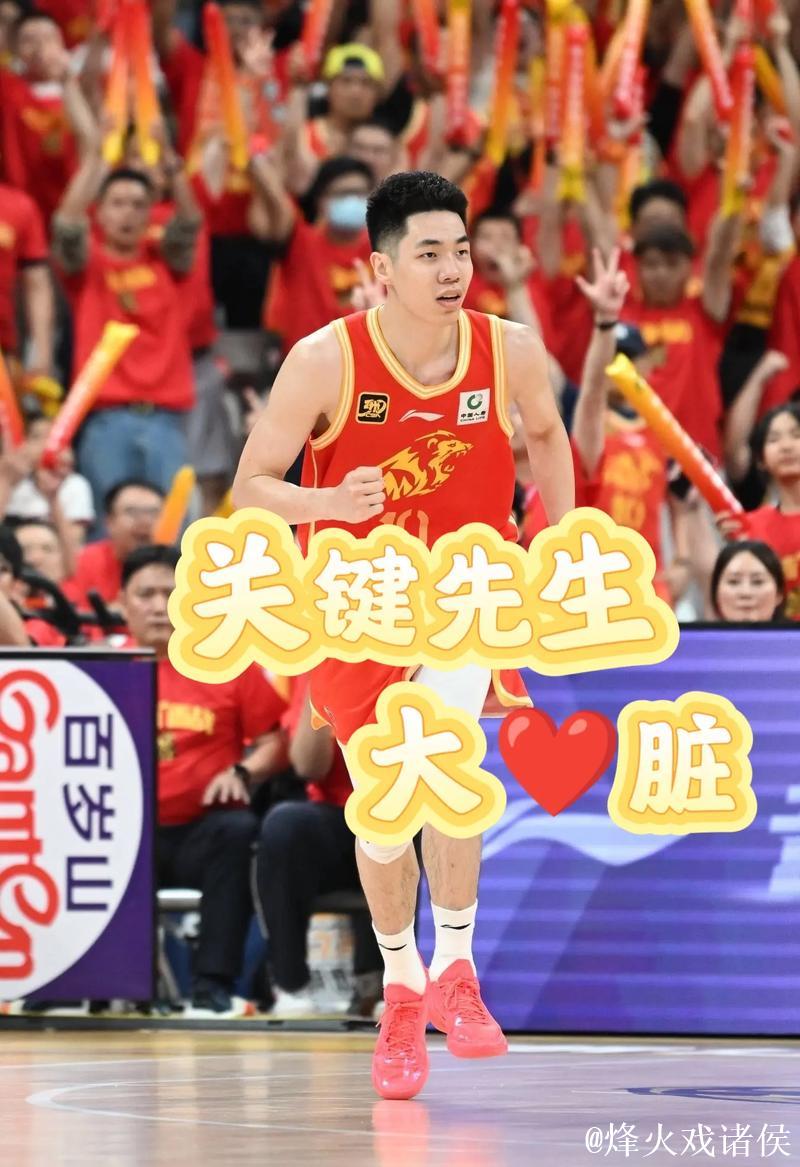 朱俊龙：单节10分钟的比赛，落后一方球队追分将会更困难